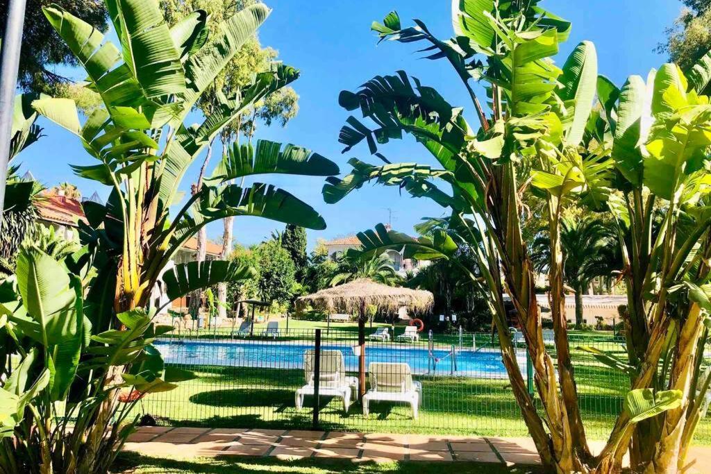 Puerto Banus Richi Suite Марбелья Экстерьер фото