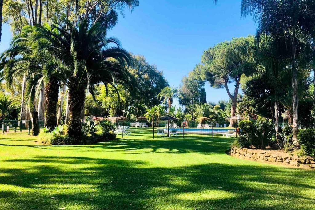 Puerto Banus Richi Suite Марбелья Экстерьер фото